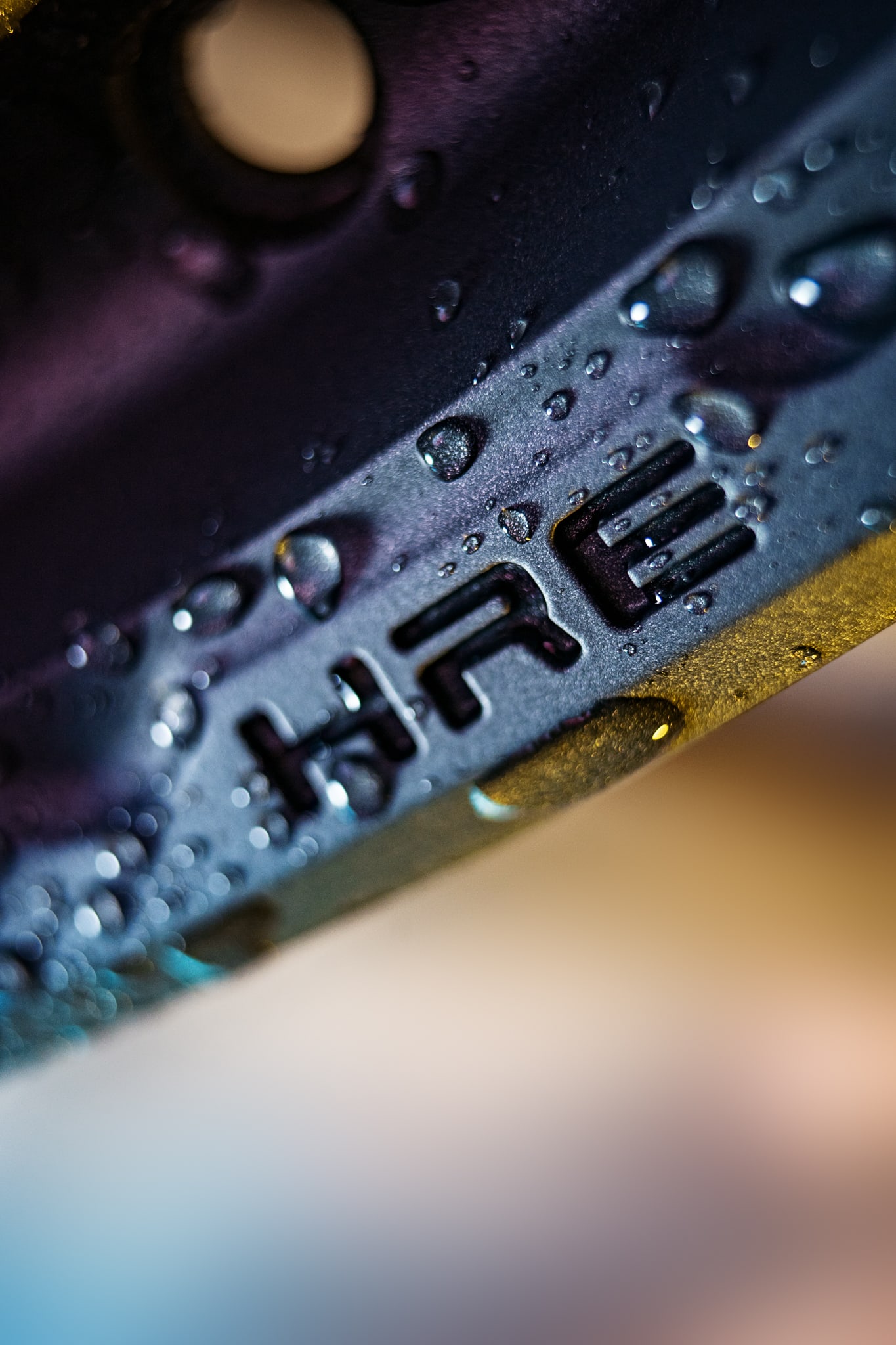 Логотип HRE на диске