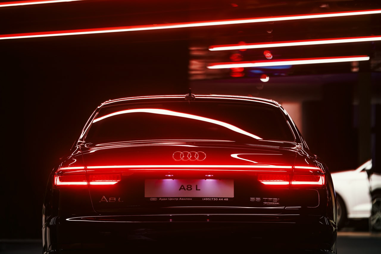 Audi A8L Авилон 